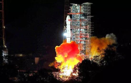 嫦娥四号发射成功（图片来源：http://www.sohu.com/a/280818884_100143896）